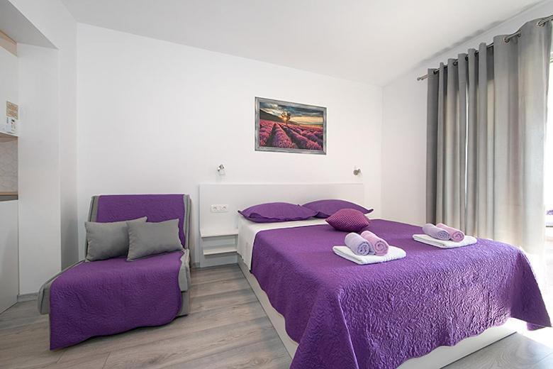 Apartmani “Karla” Promajna Exteriör bild