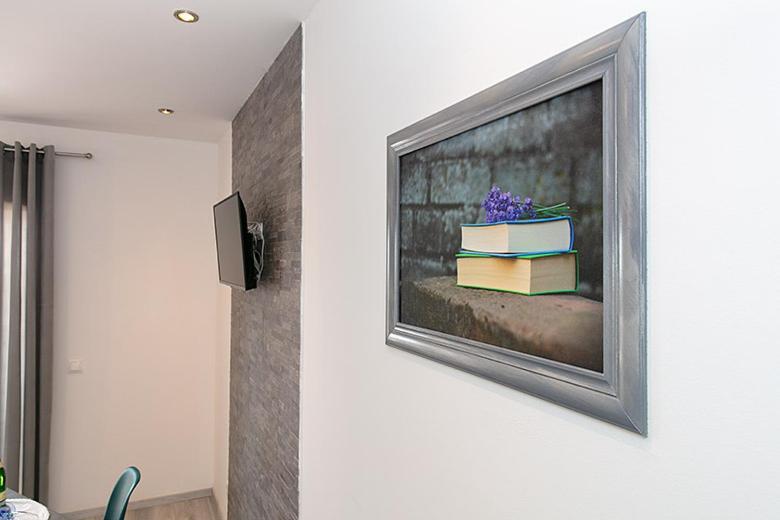Apartmani “Karla” Promajna Exteriör bild