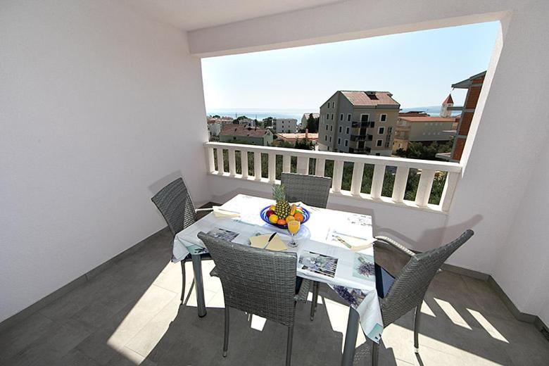 Apartmani “Karla” Promajna Exteriör bild